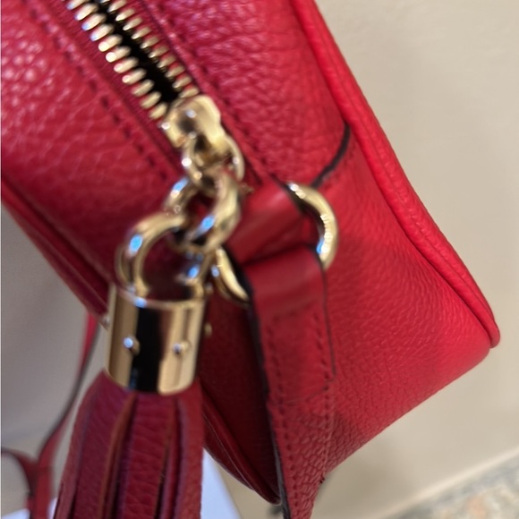 Like New! Authentic Gucci Red Leather Crossbody Bag - Picture 10 of 10